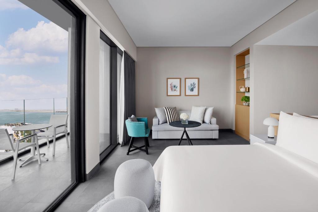 Movenpick-Al-Marjan-11