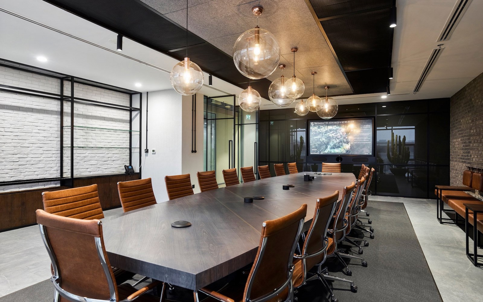 SARA-Group-Office-11