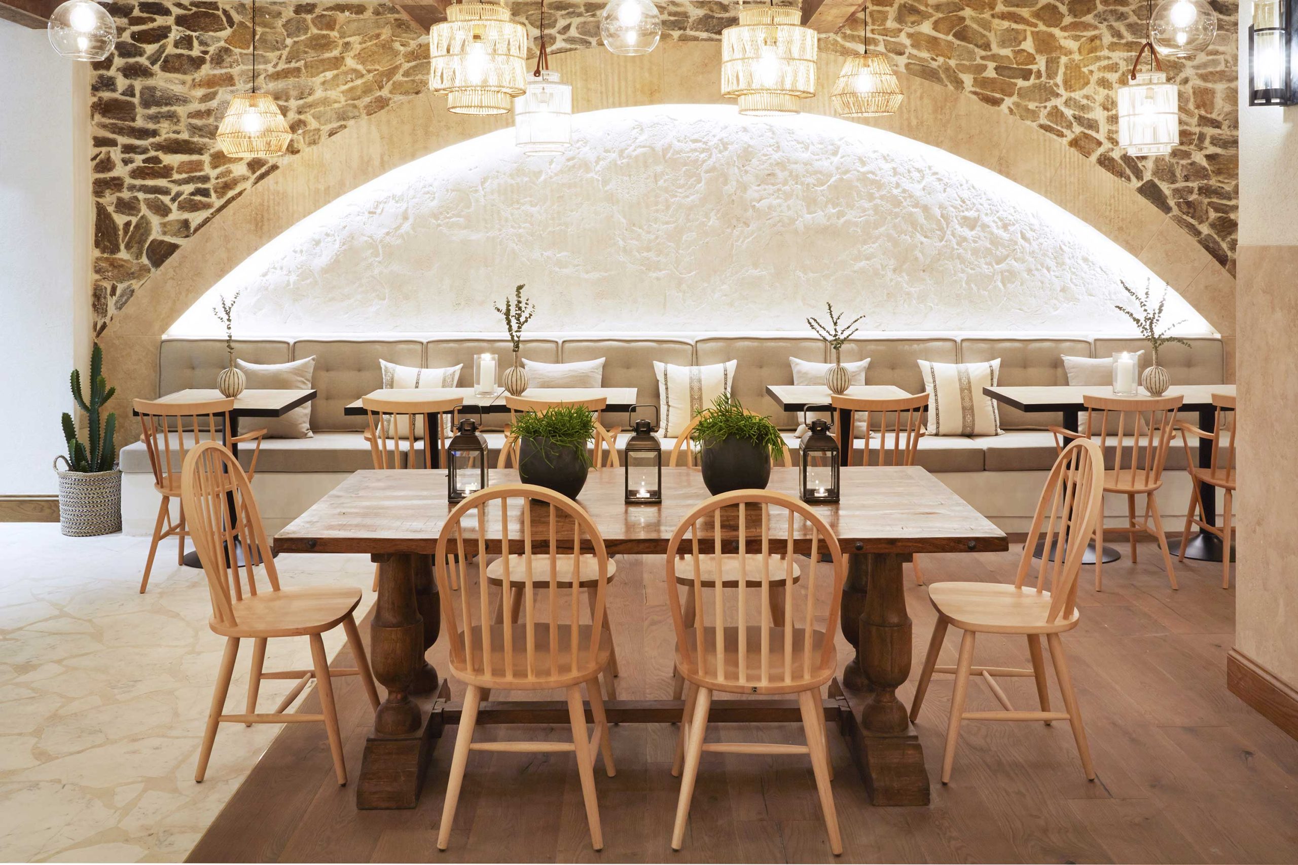 TAVERNA-ARCH-SHOT-scaled-1