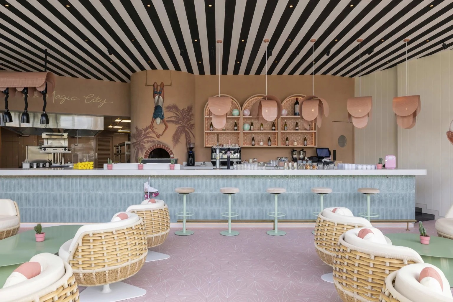 The-305-Restaurant-Furniture-Image-2