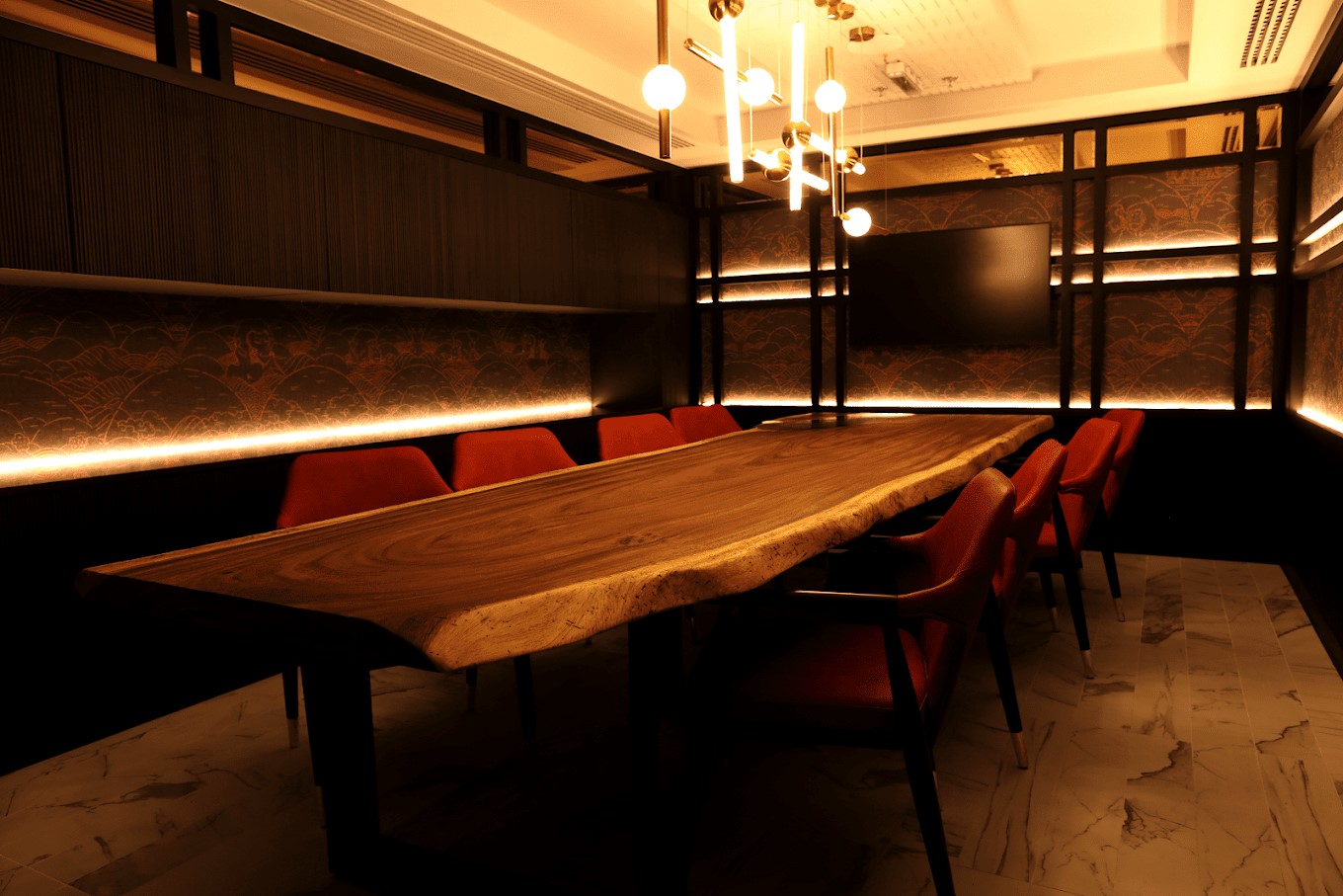 The-Natural-Look-Live-Edge