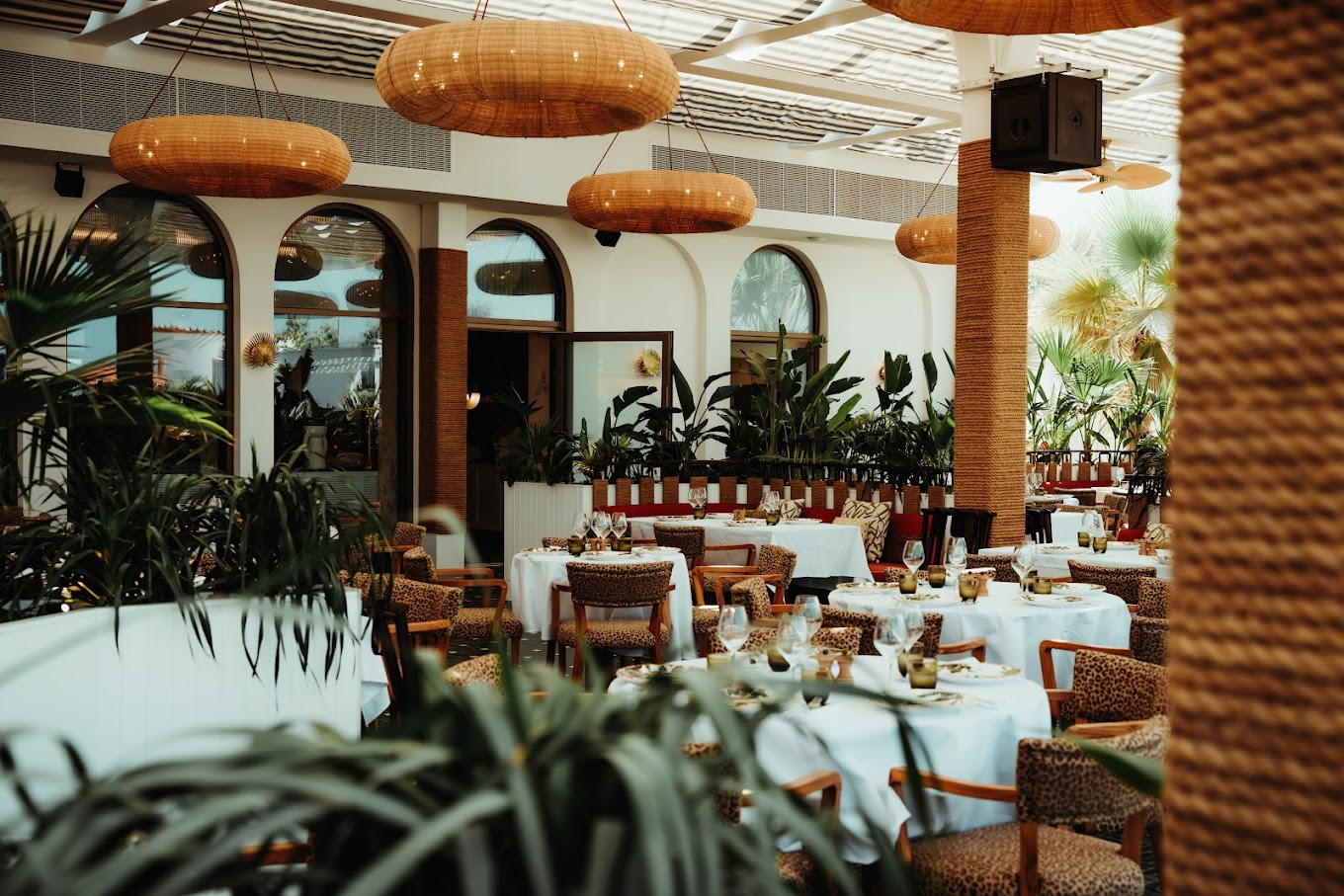 custom-furniture-african-queen